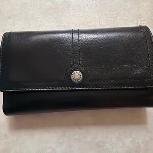 Fossil Black Leather Trifold Wallet Snap Closure